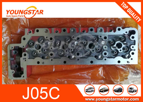 El cilindro del motor del arrabio de J05C va a Hino