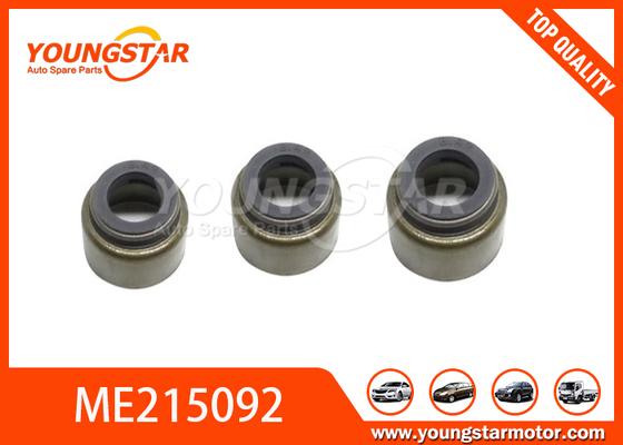 Sello de aceite del tallo de la válvula de goma FKM/NBR Para el motor Mitsubishi 4D31 4D34 6D31 6D34 6D16 con 1 año de garantía
